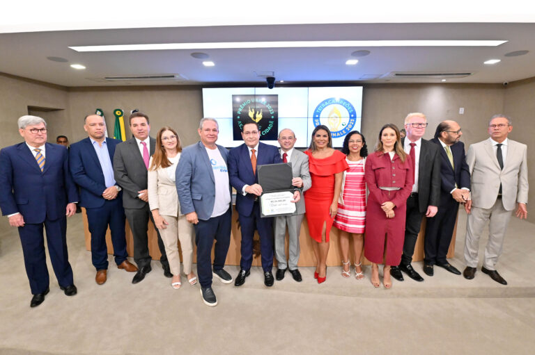 Ezequiel Ferreira ressalta equipe da ALRN na conquista do tetracampeonato do prêmio Unale