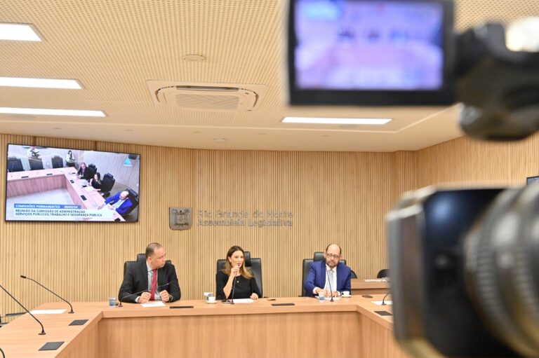 Comissão de Administração aprova prorrogação do concurso para agente penitenciário Comissão de Administração aprova prorrogação do concurso para agente penitenciário