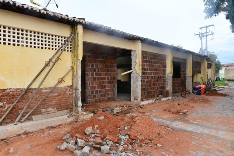 Assú ganha novo prédio para funcionamento da Farmácia Central de distribuição de medicamentos