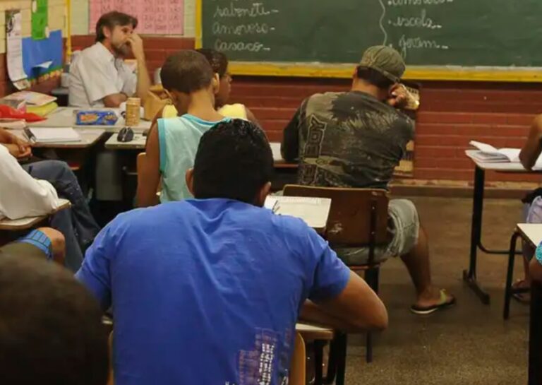 Nova parcela do Pé-de-Meia começa a ser paga nesta quarta-feira (26)