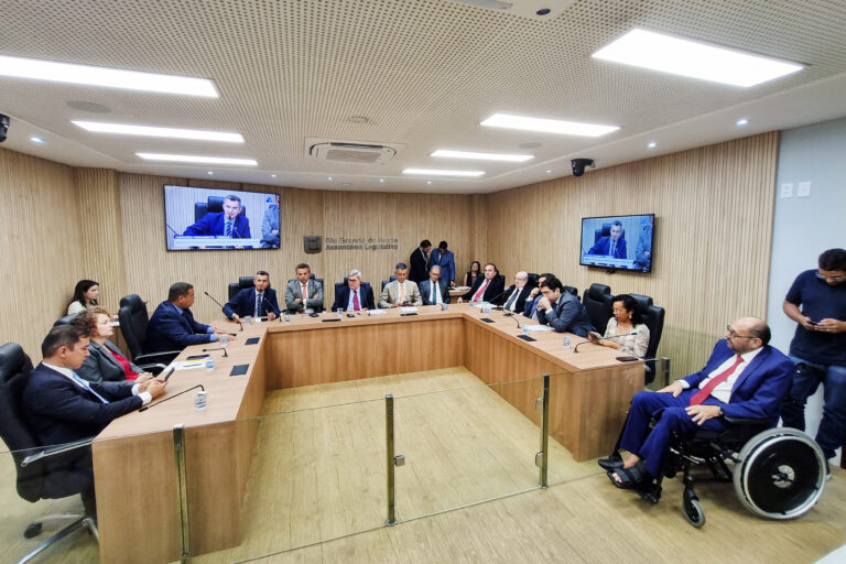 Em sabatina, indicado ao TCE revela meta para agilizar prestação de contas de prefeitos Em sabatina, indicado ao TCE revela meta para agilizar prestação de contas de prefeitos