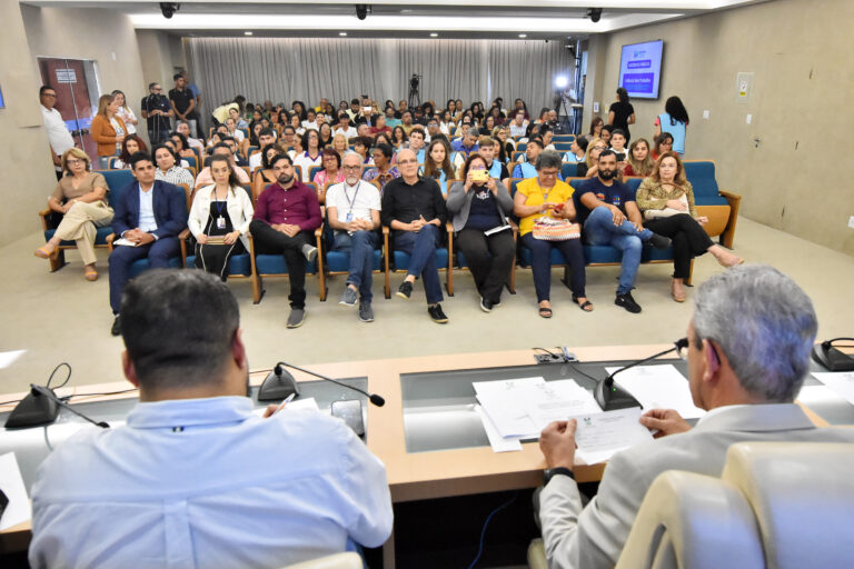 Audiência pública expõe ações para combate ao trabalho infantil no RN Audiência pública expõe ações para combate ao trabalho infantil no RN
