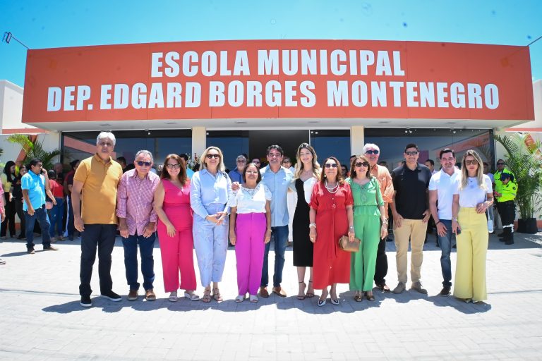Prefeitura inaugura reforma e ampliação da escola Edgar Borges Montenegro