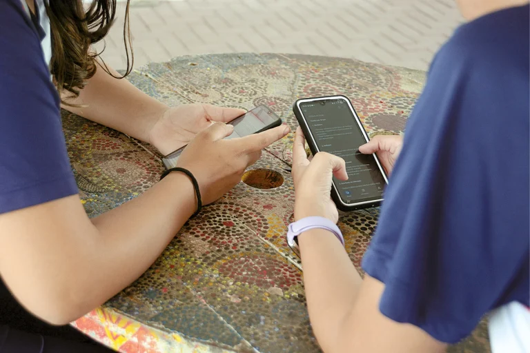 Livros e cursos de idiomas de graça: Conheça os novos aplicativos do MEC