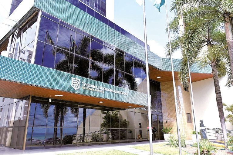 TCE suspende contratação de energia solar por consórcio de municípios