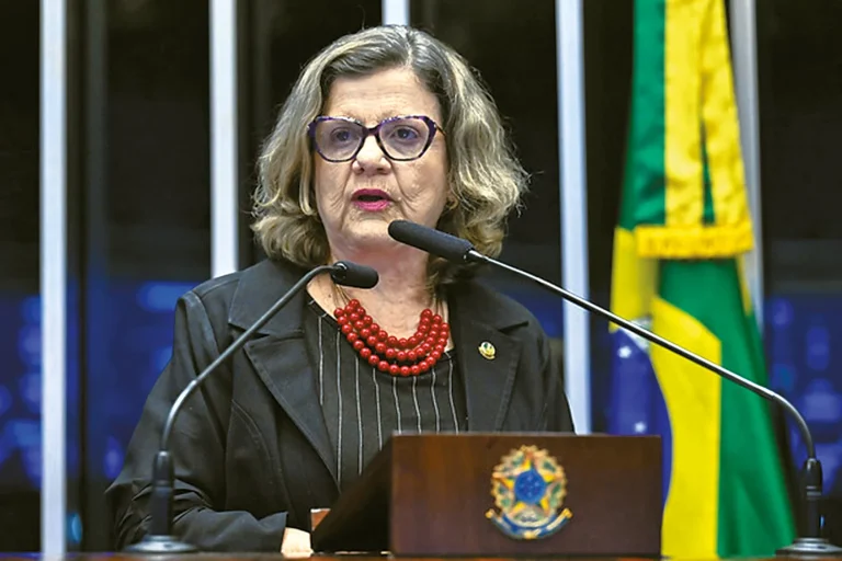 Lula escolhe Teresa Leitão como nova líder do governo no Senado Federal