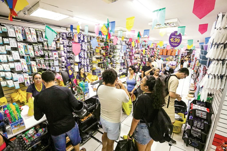 Nova jornada pode elevar custos e afetar competitividade no RN, diz setor produtivo